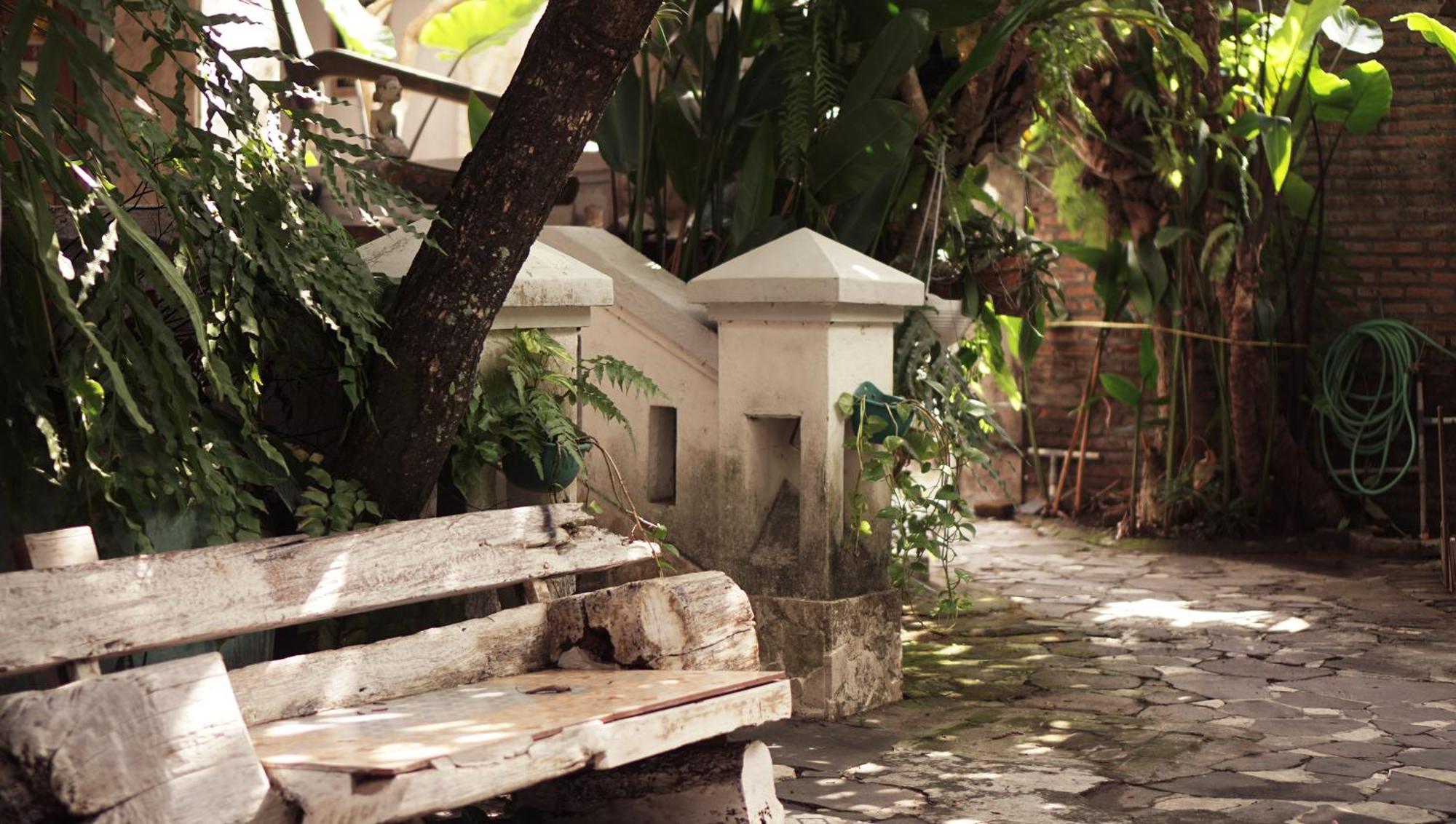 Budarno Homestay Kejayan ภายนอก รูปภาพ