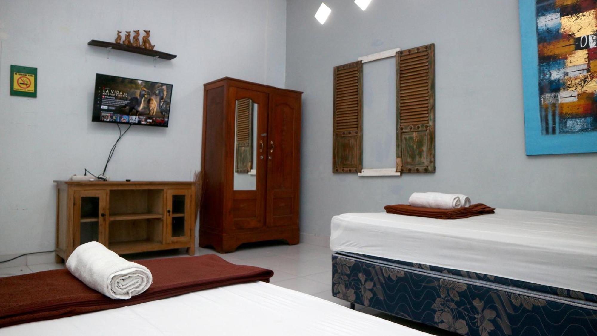 Budarno Homestay Kejayan ภายนอก รูปภาพ