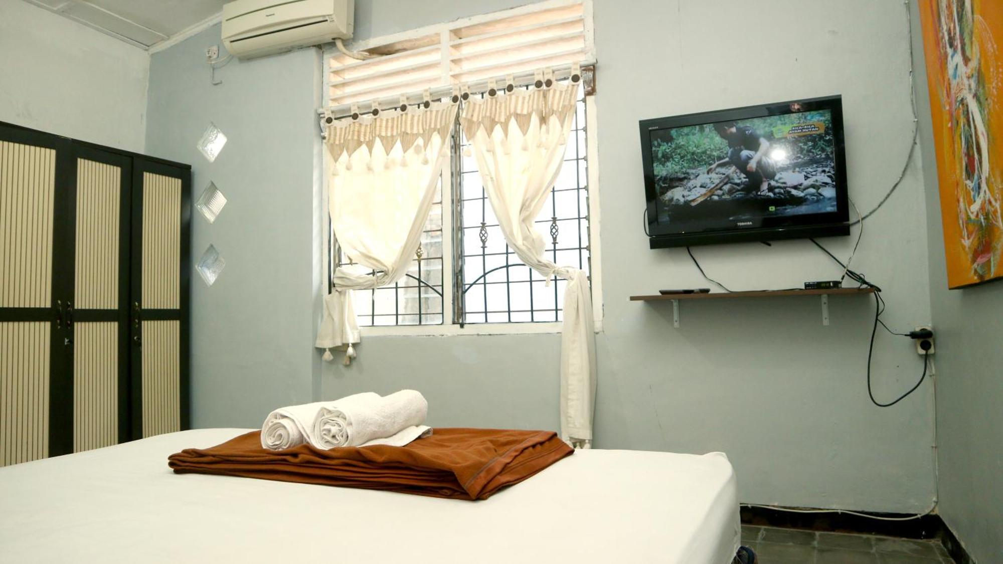 Budarno Homestay Kejayan ภายนอก รูปภาพ